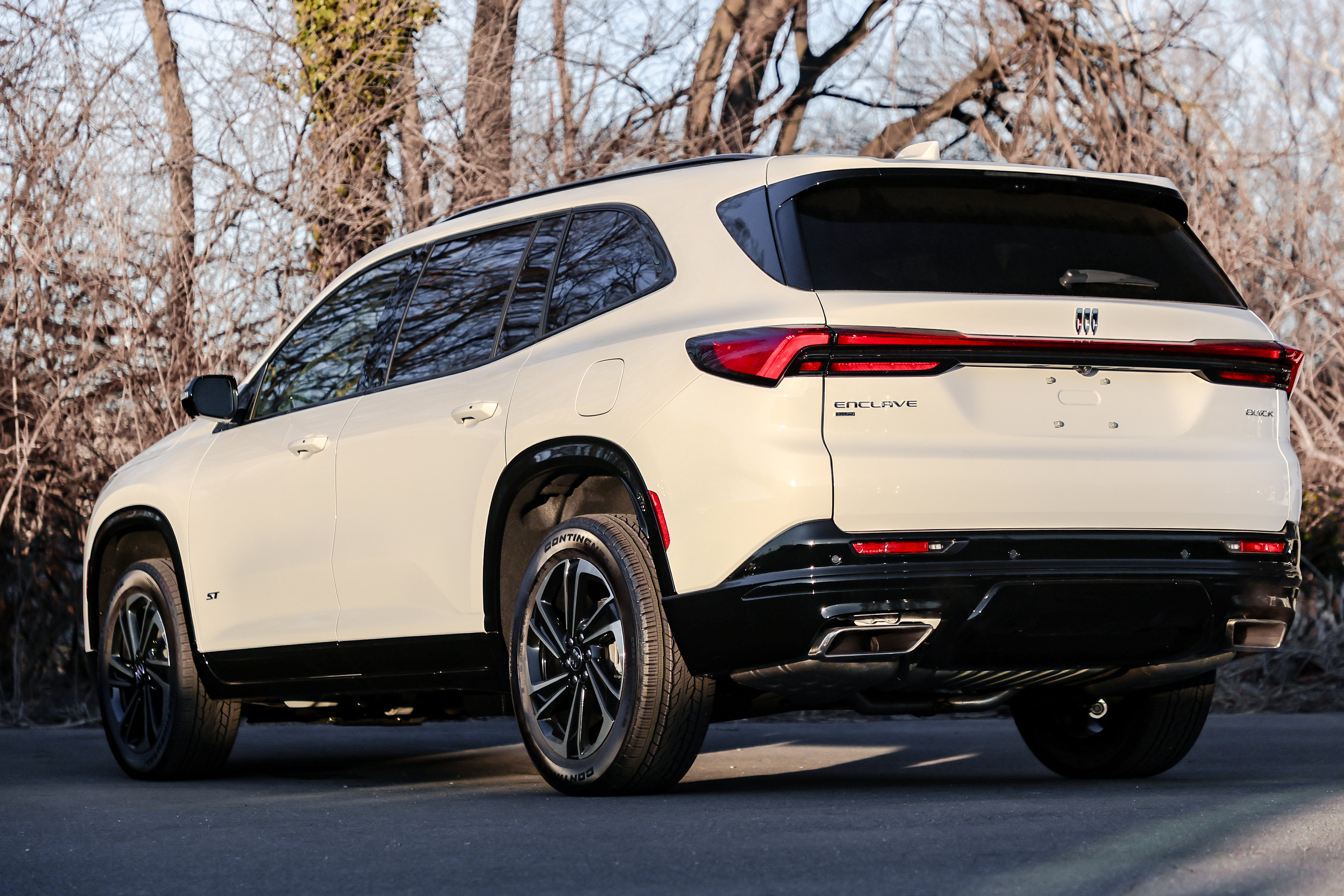 New 2026 Buick Enclave Sport Touring w/ Power Package image 6