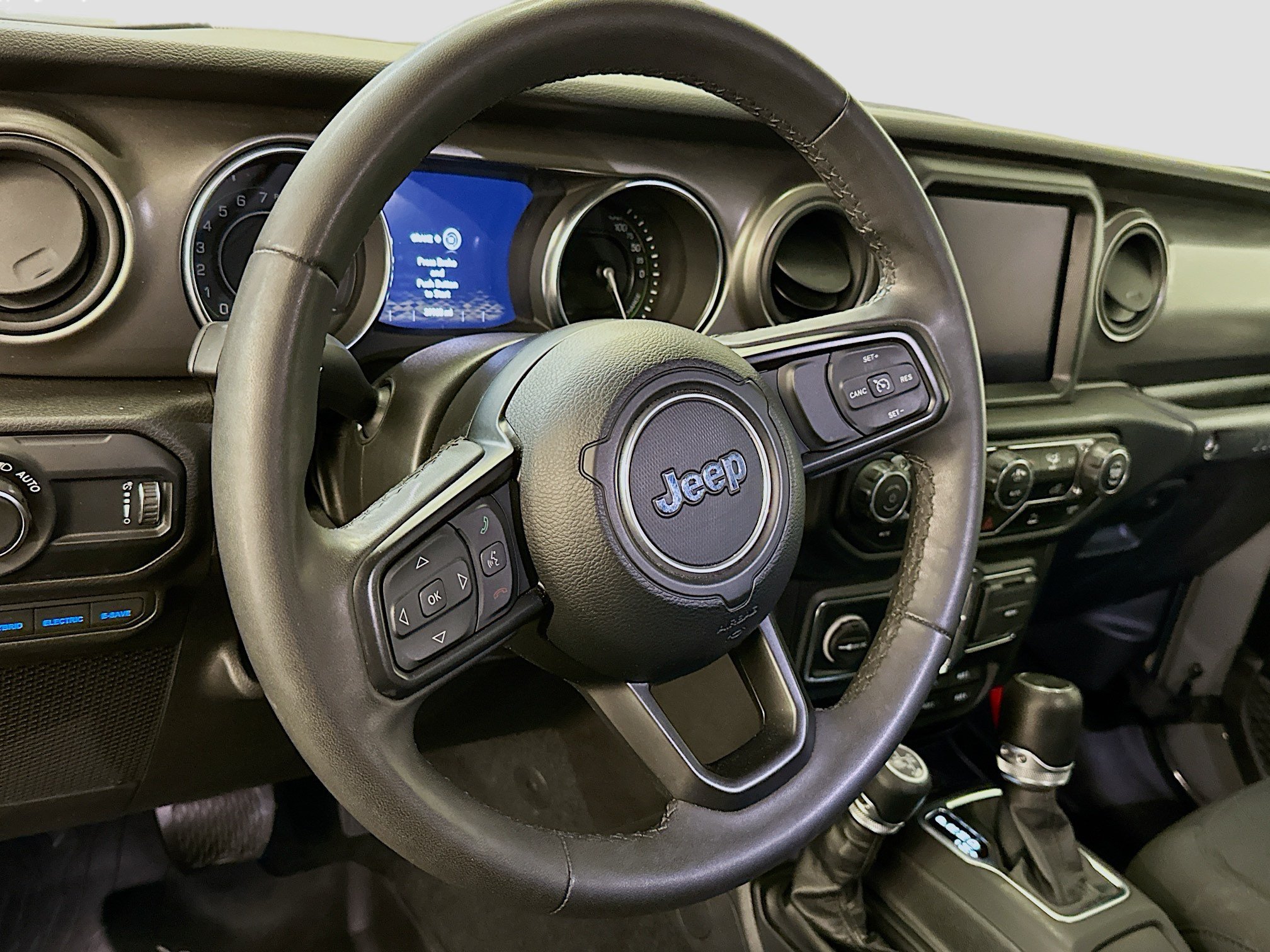 Used 2023 Jeep Wrangler Unlimited AWD/4WD image 18