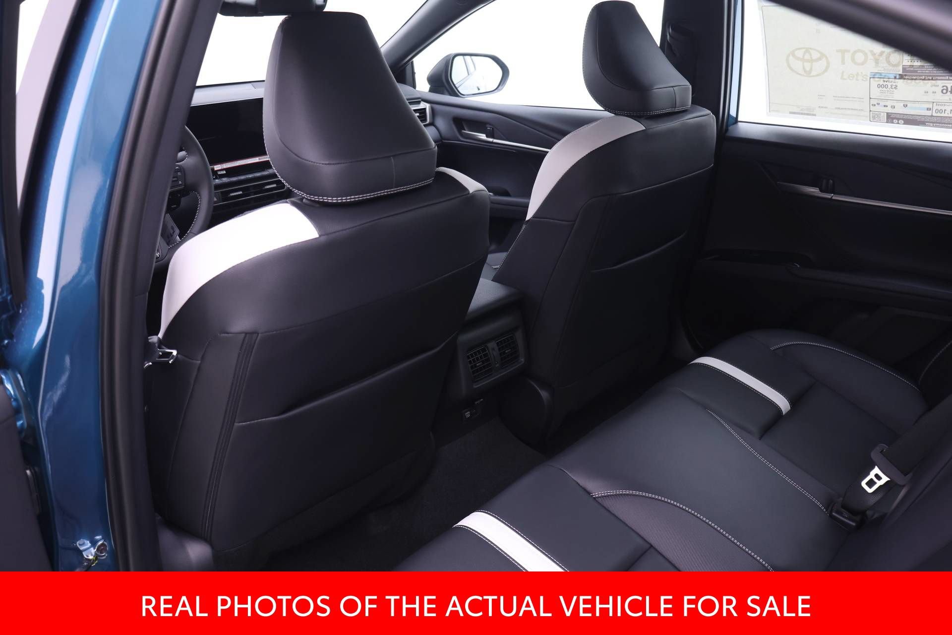 New 2026 Toyota Camry SE w/ Multimedia Upgrade Package AWD/4WD image 11