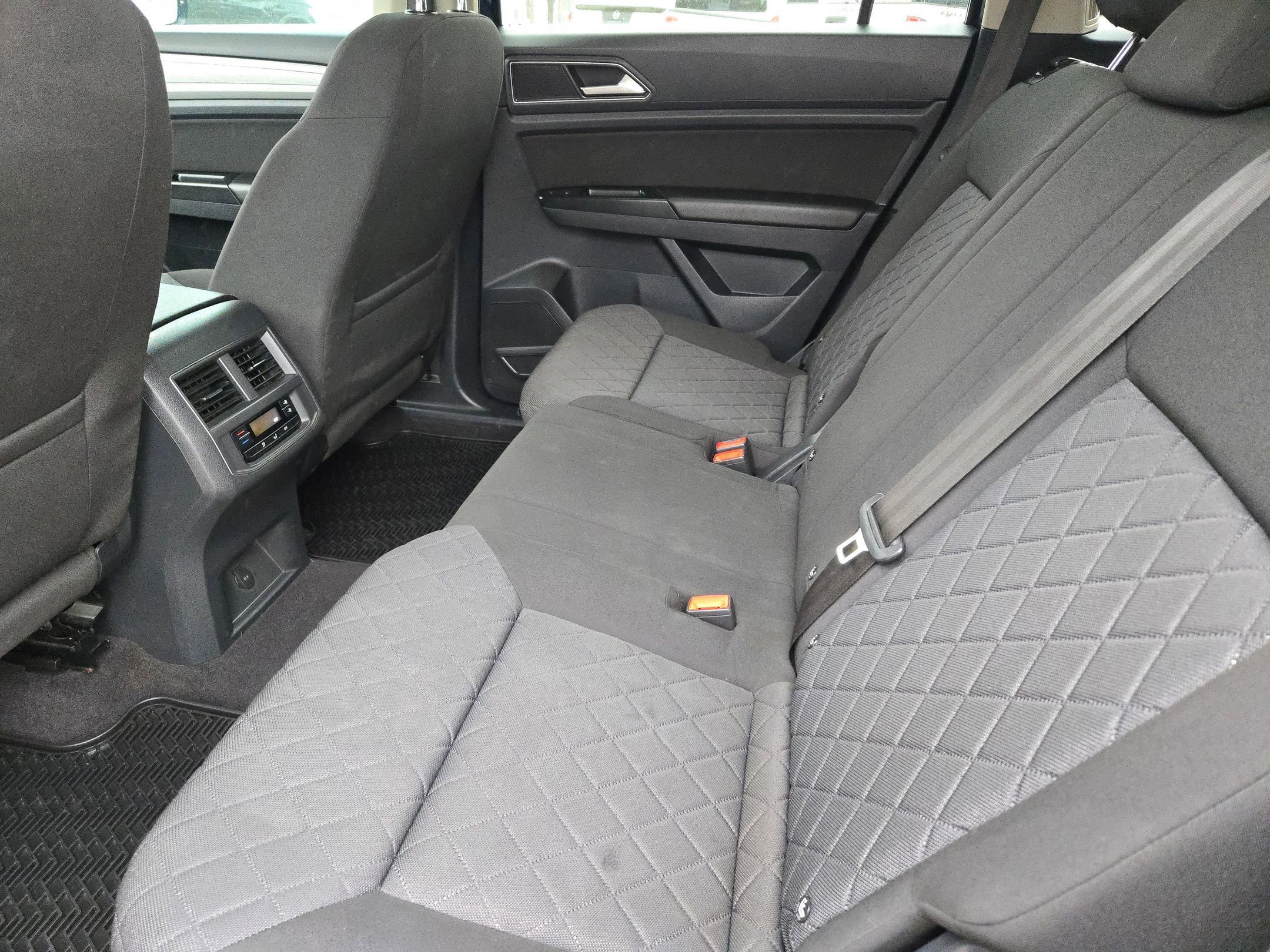 Used 2018 Volkswagen Atlas S image 13