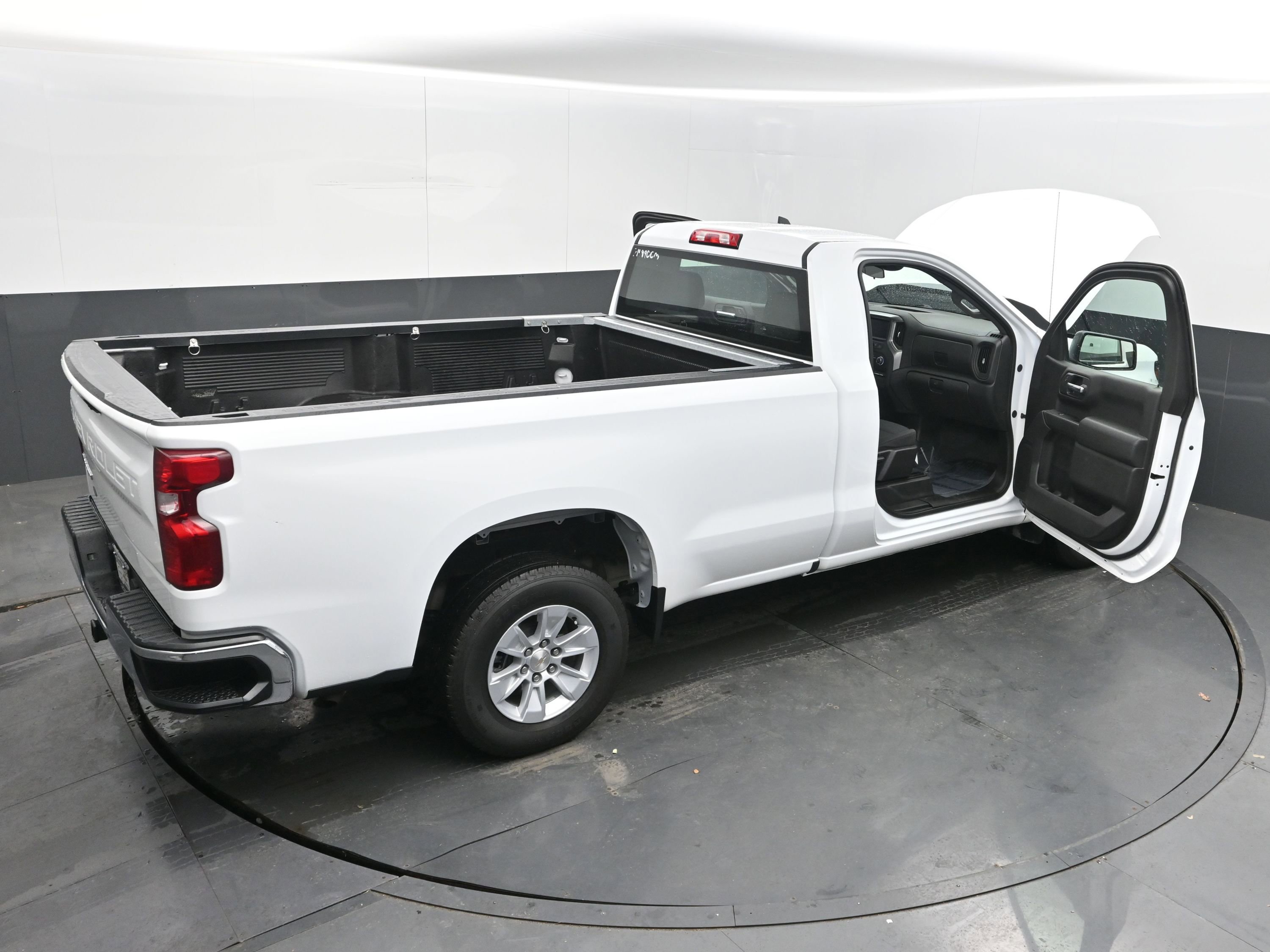 Certified 2024 Chevrolet Silverado 1500 W/T w/ WT Fleet Convenience Package image 43