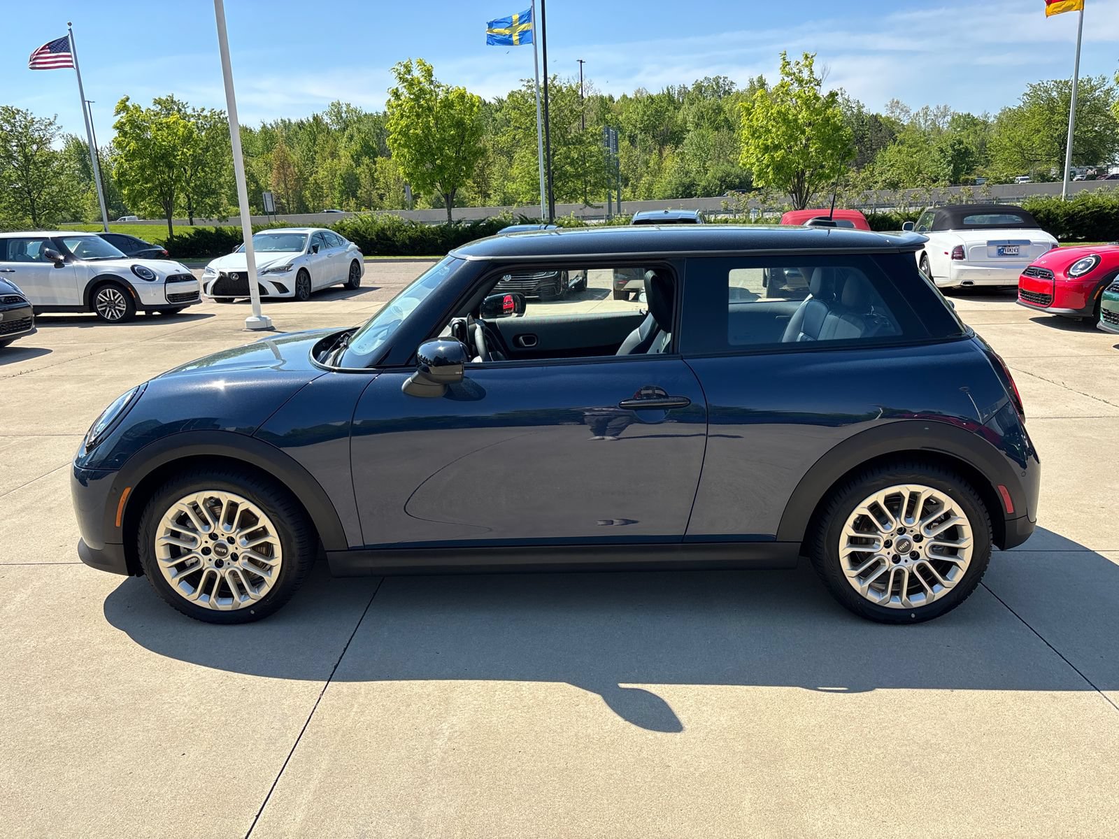 New 2026 MINI Cooper S FWD image 8