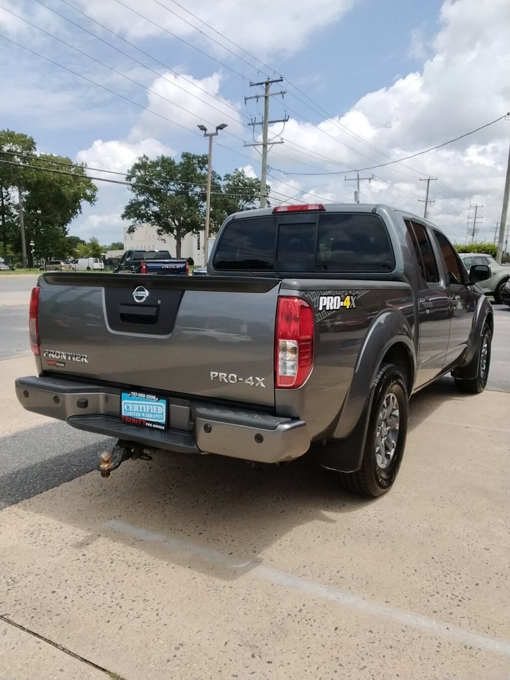 Used 2018 Nissan Frontier PRO-4X AWD/4WD image 4