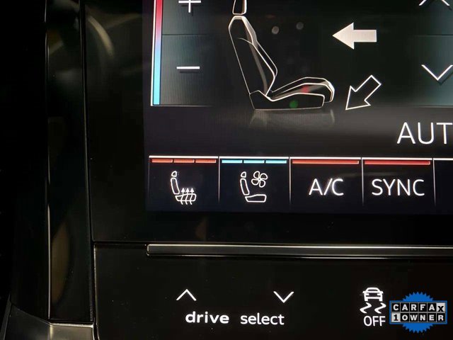 Used 2023 Audi e-tron Premium Plus image 54