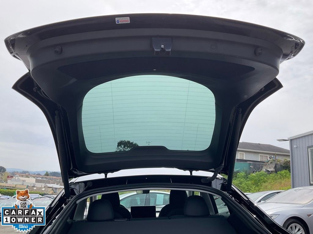 Used 2024 Tesla Model Y Long Range image 10