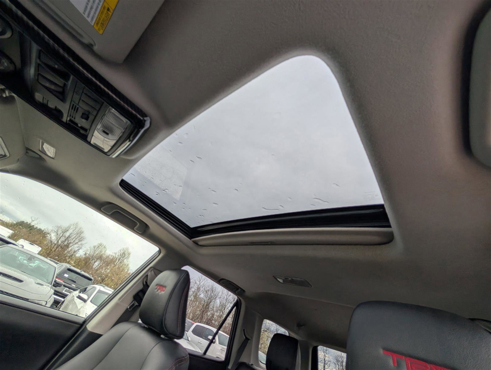 Used 2021 Toyota 4Runner TRD Off-Road Premium image 31