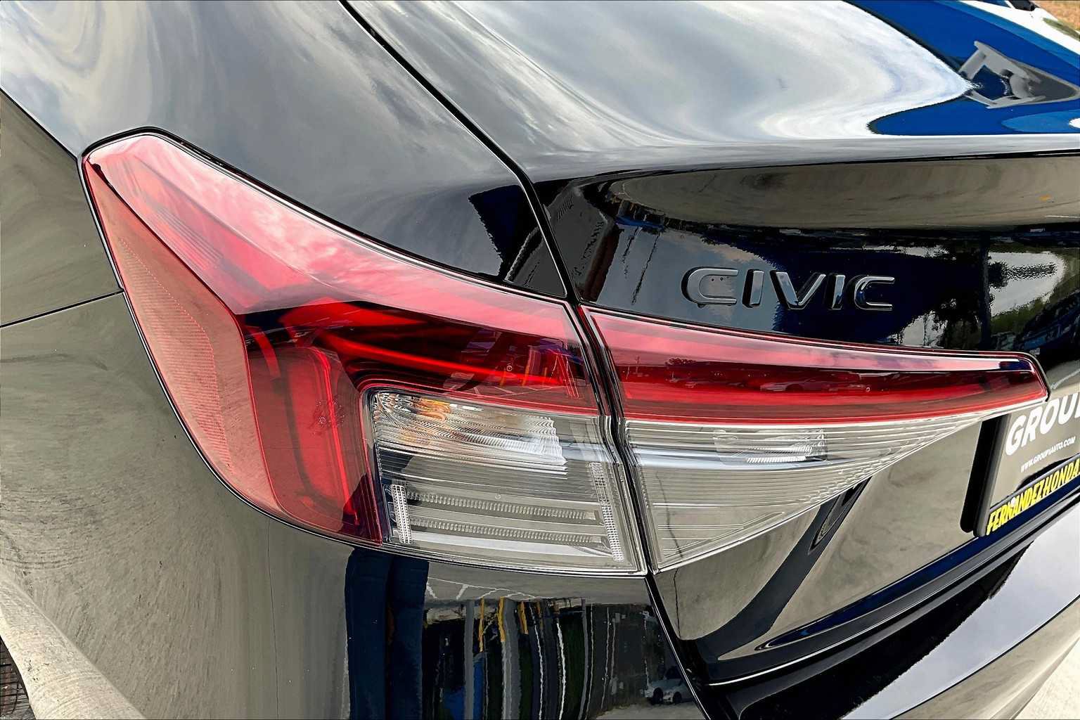 Used 2026 Honda Civic Sport image 14