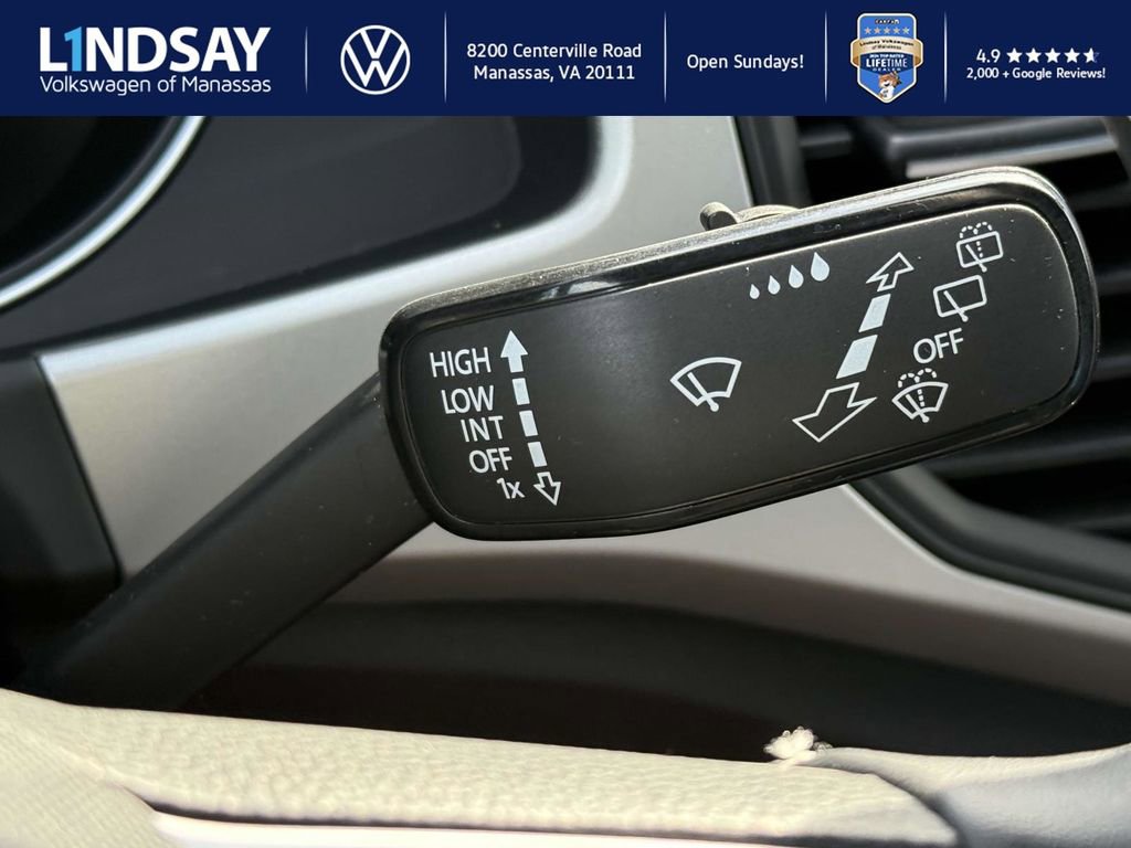 Used 2021 Volkswagen Atlas Cross Sport SE image 20