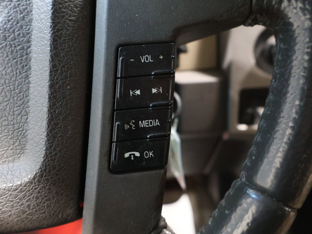 Used 2010 Ford F150 XLT image 28