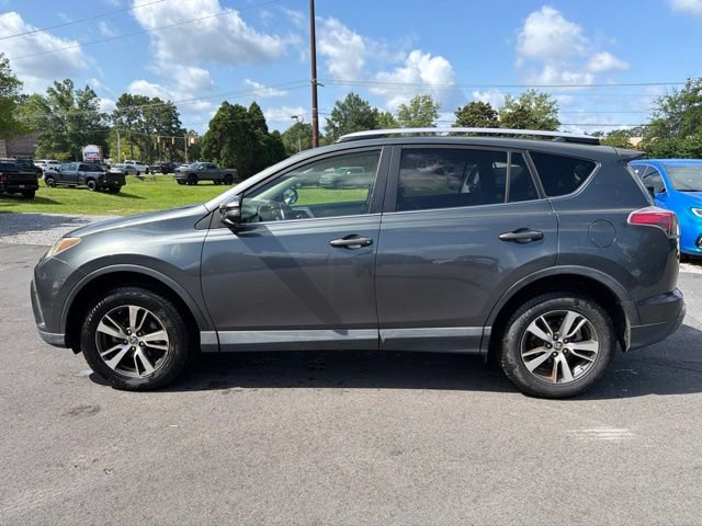 Used 2016 Toyota RAV4 XLE FWD image 4