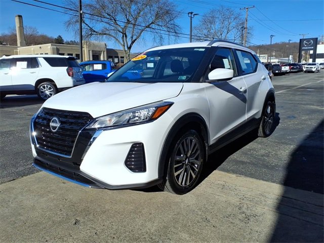 Used 2024 Nissan Kicks SV image 8