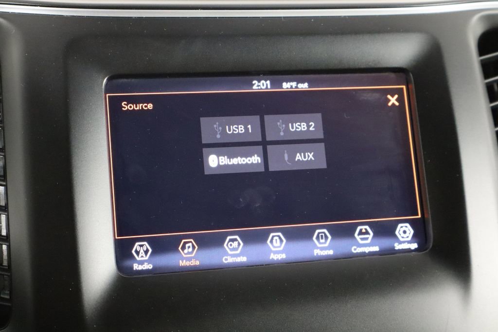 Used 2019 Jeep Cherokee Latitude w/ Popular Appearance Group AWD/4WD image 30