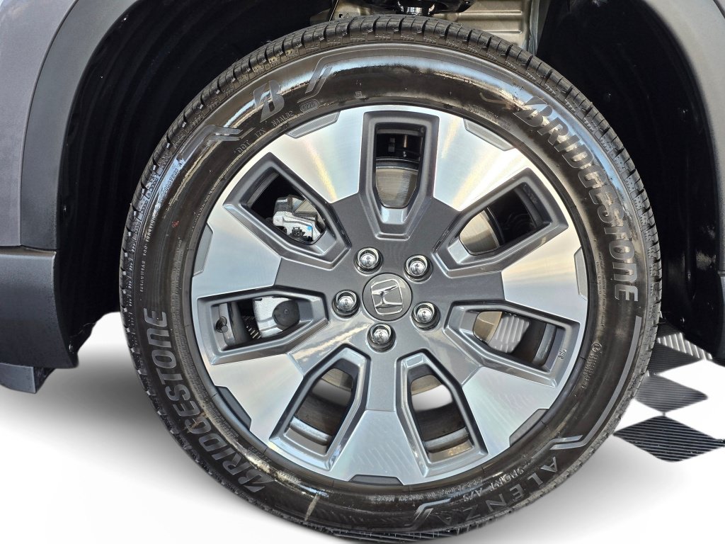 Used 2026 Honda Pilot Elite image 11
