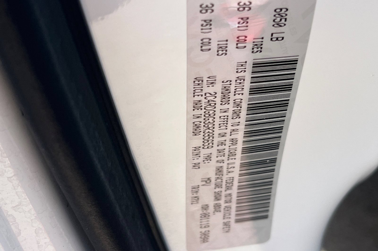 Used 2016 Dodge Grand Caravan SE FWD image 23