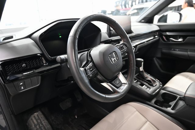 Used 2025 Honda CR-V Sport Touring image 22