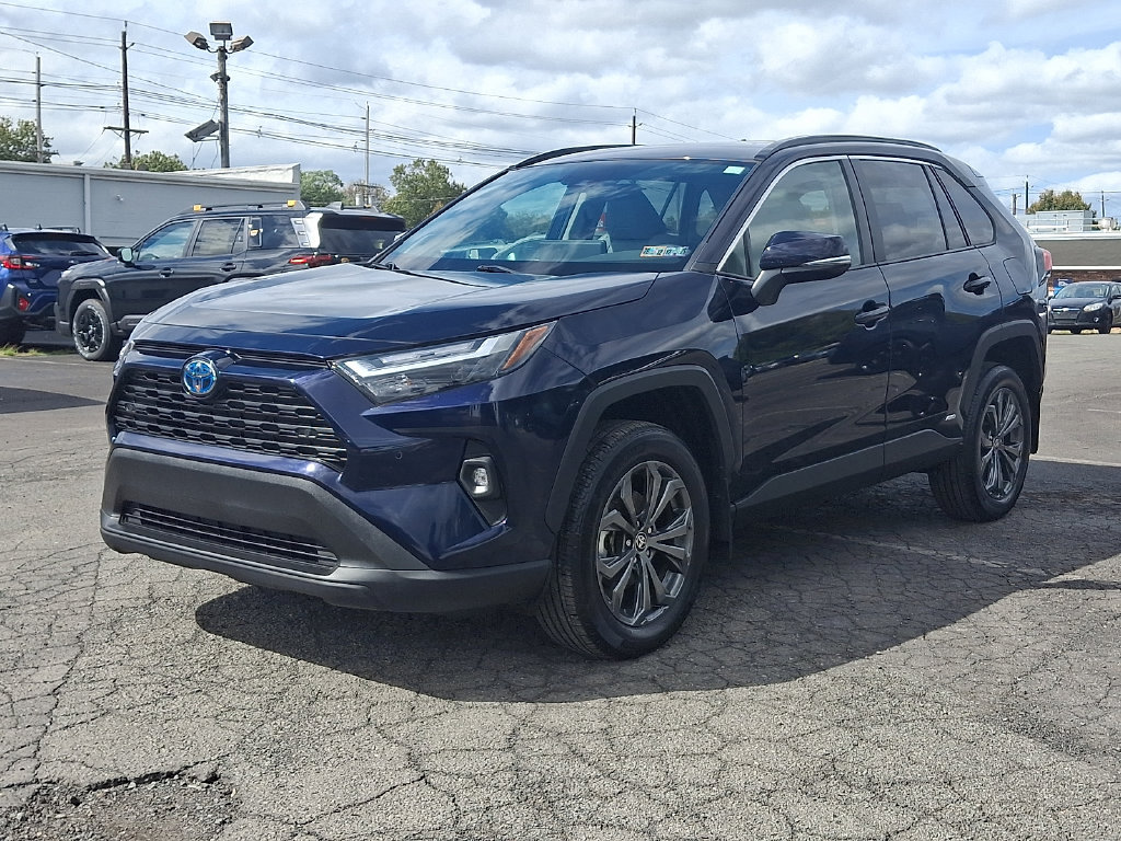Used 2024 Toyota RAV4 XLE Premium w/ Weather Package AWD/4WD image 6