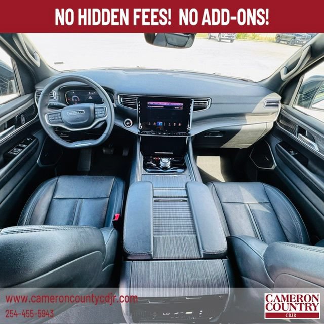 Used 2024 Jeep Wagoneer Series II AWD/4WD image 12