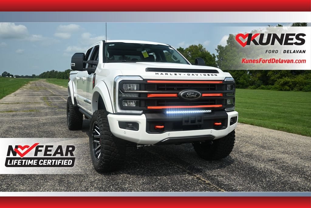 New 2026 Ford F250 Lariat w/ Black Appearance Package AWD/4WD image 1