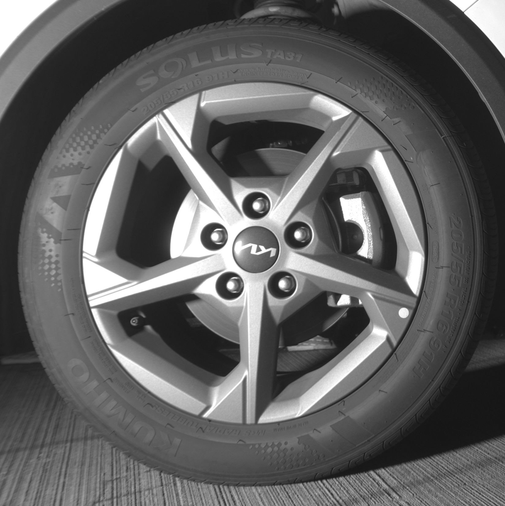 Used 2025 Kia K4 LXS image 13