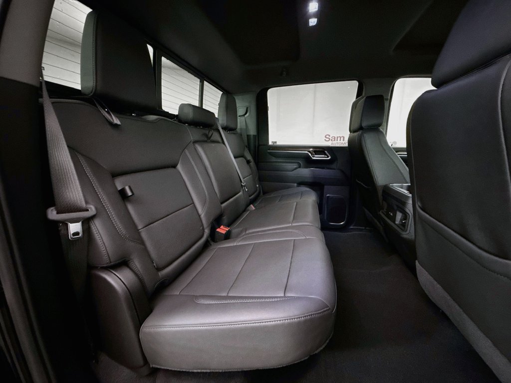 Used 2025 Chevrolet Silverado 3500 LT w/ All Star Edition AWD/4WD image 27