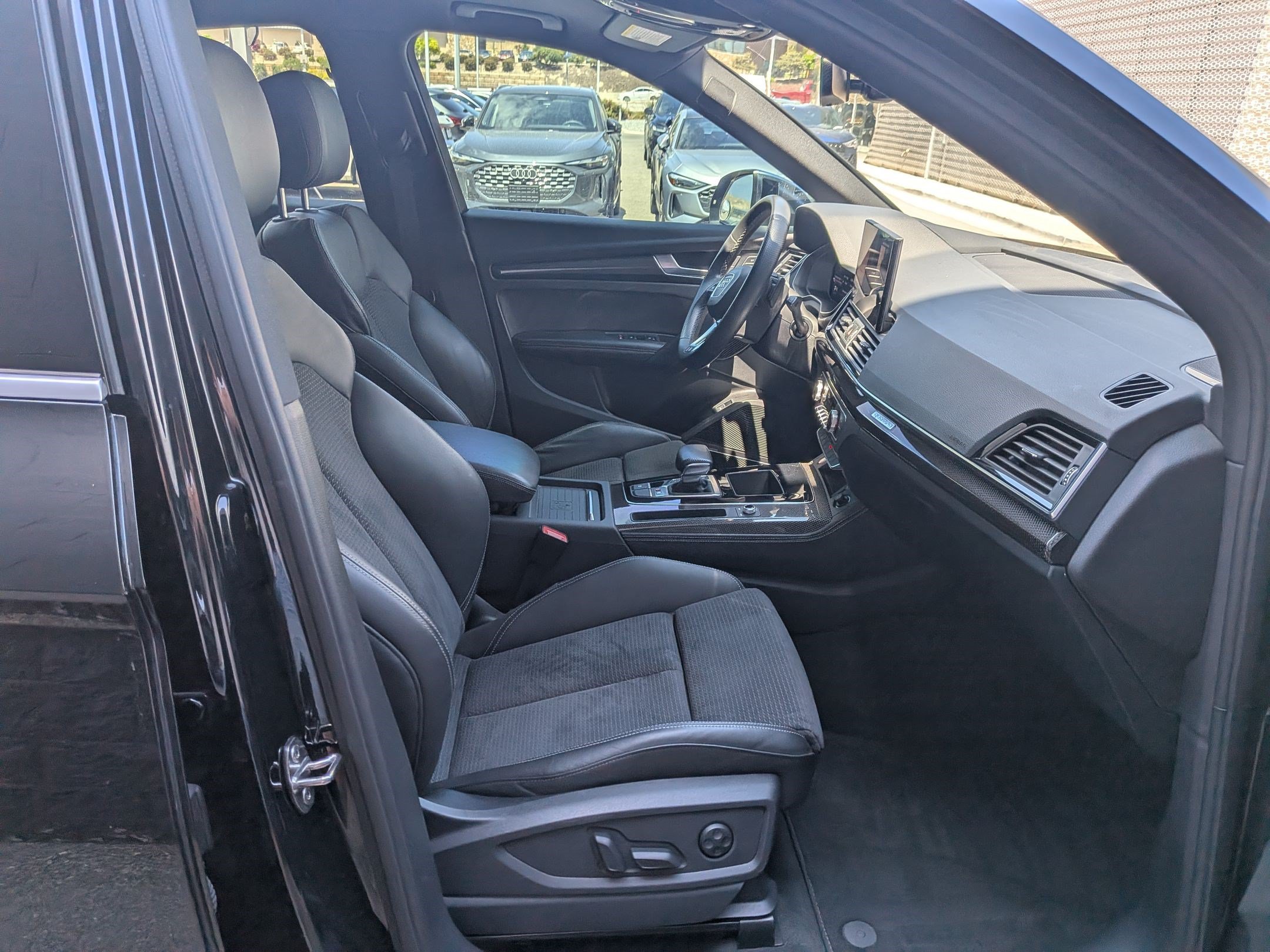 Certified 2023 Audi SQ5 Prestige w/ Prestige Package AWD/4WD image 31