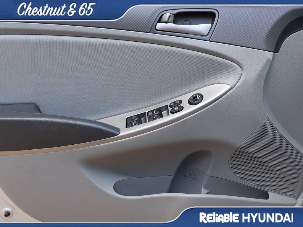 Used 2017 Hyundai Accent SE FWD image 21