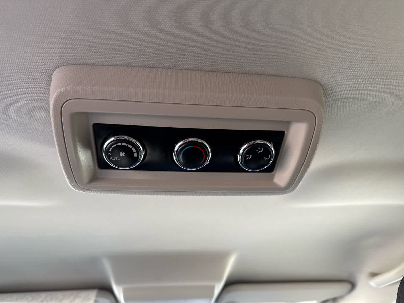 Used 2012 Dodge Journey SXT w/ Popular Equipment Group image 16