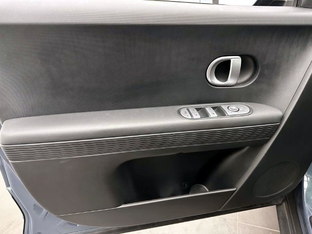 Used 2022 Hyundai Ioniq 5 SE w/ Cargo Package AWD/4WD image 15