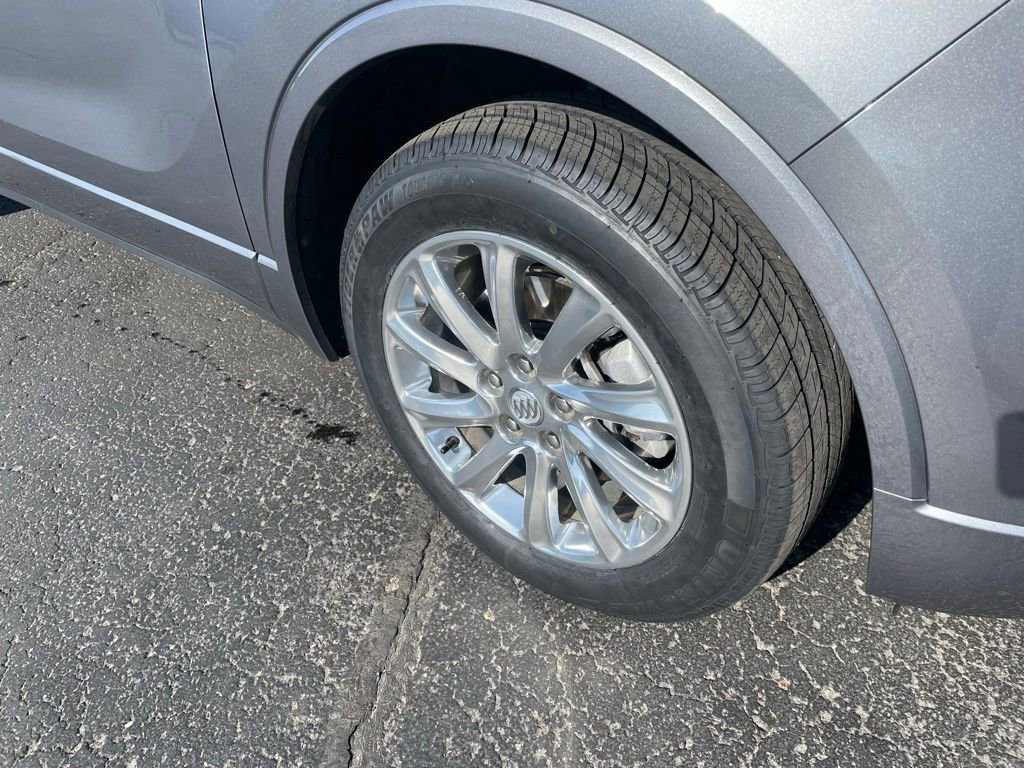 Used 2019 Buick Envision Essence image 3