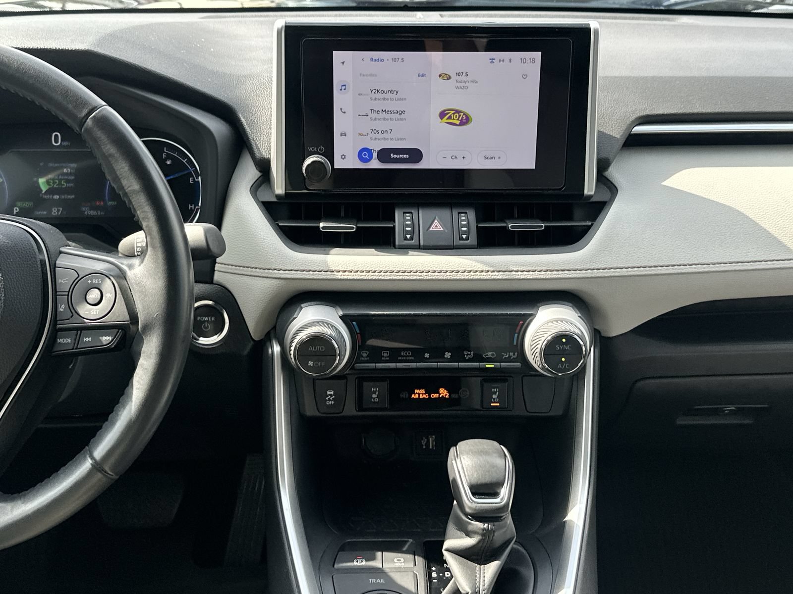 Used 2024 Toyota RAV4 XLE Premium w/ Weather Package AWD/4WD image 25