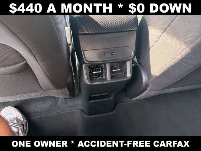 Used 2026 Chevrolet Equinox LT FWD image 42