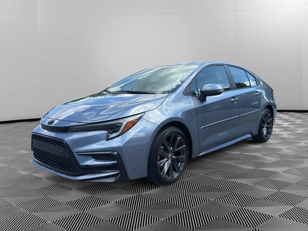 Used 2026 Toyota Corolla SE FWD image 1