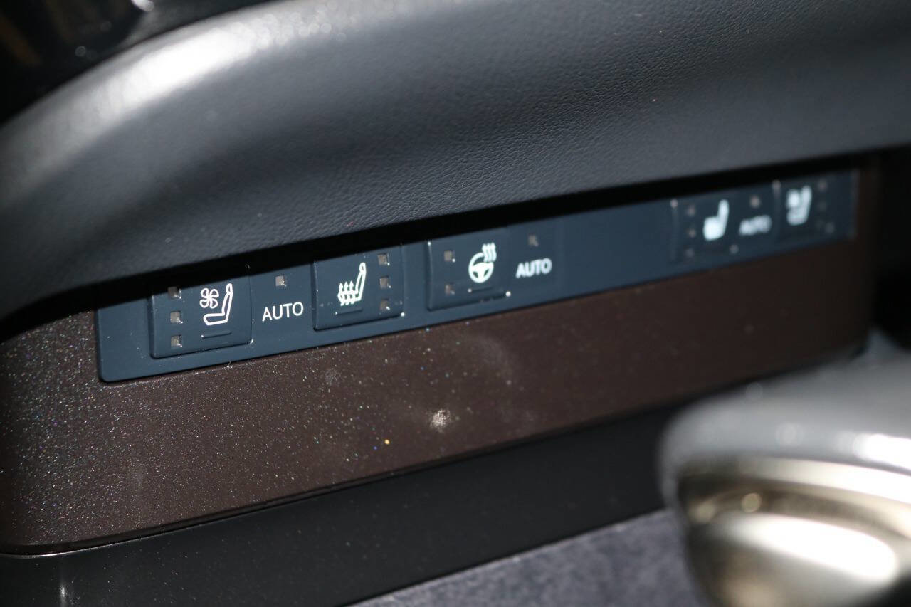 Used 2023 Lexus ES 350 w/ Premium Package image 46