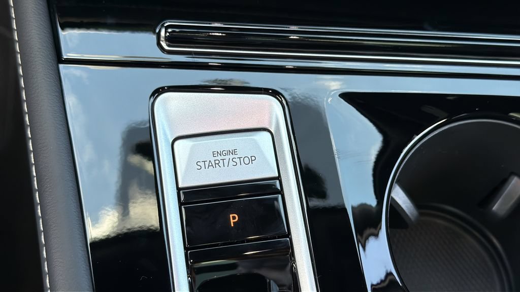 New 2026 Volkswagen Atlas Cross Sport SE FWD image 23