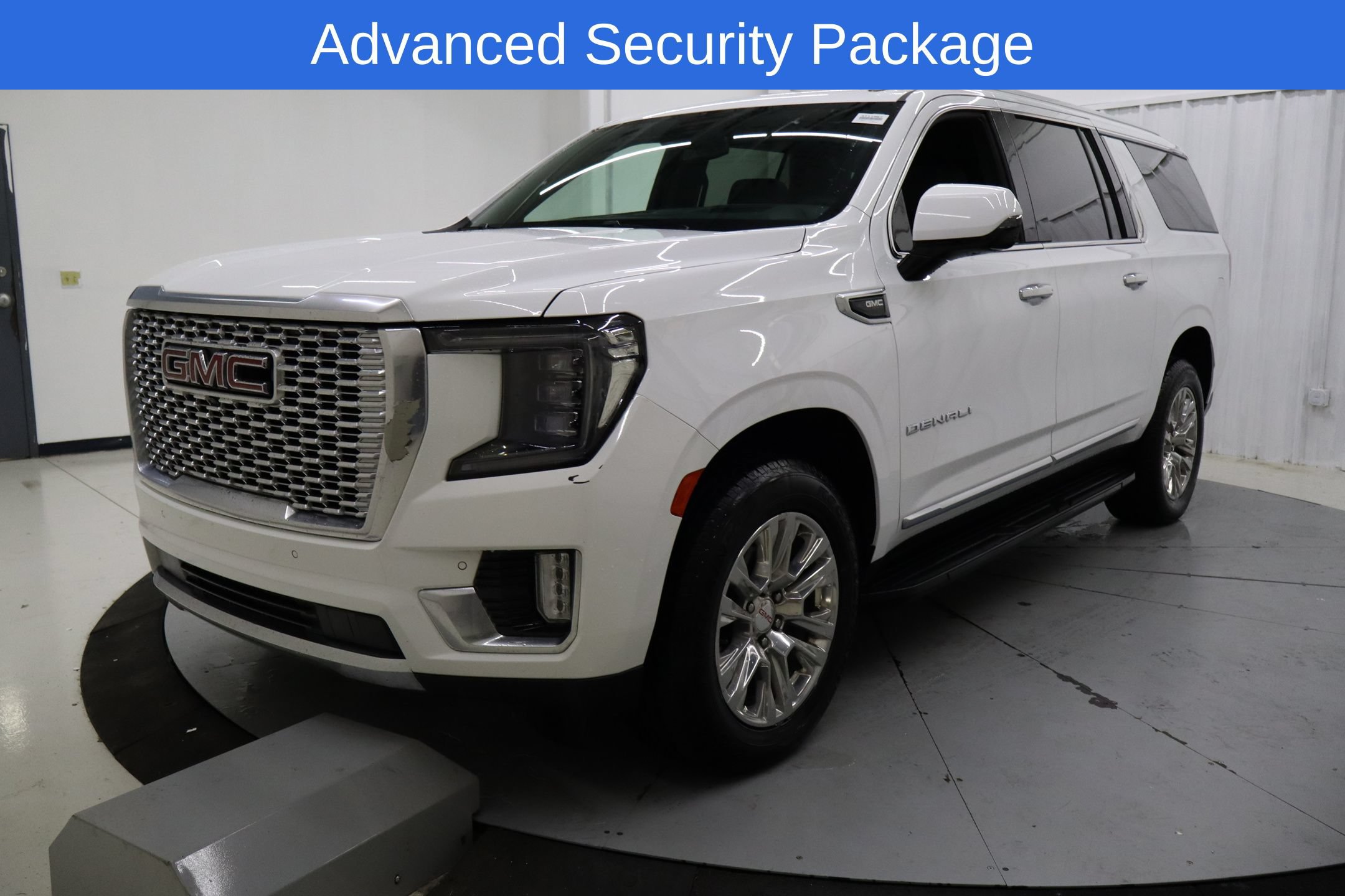 Used 2024 GMC Yukon XL Denali AWD/4WD image 6