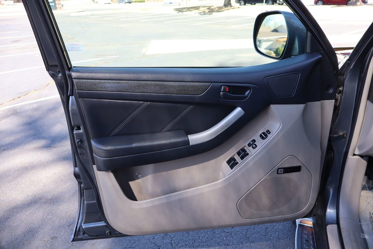Used 2003 Toyota 4Runner Limited image 23