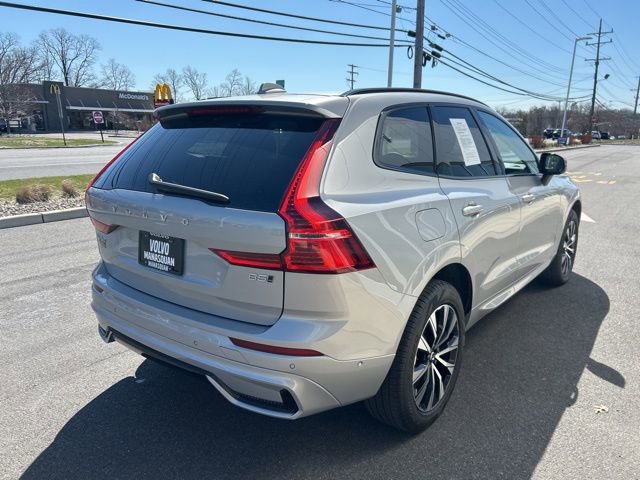Used 2025 Volvo XC60 B5 Plus image 5