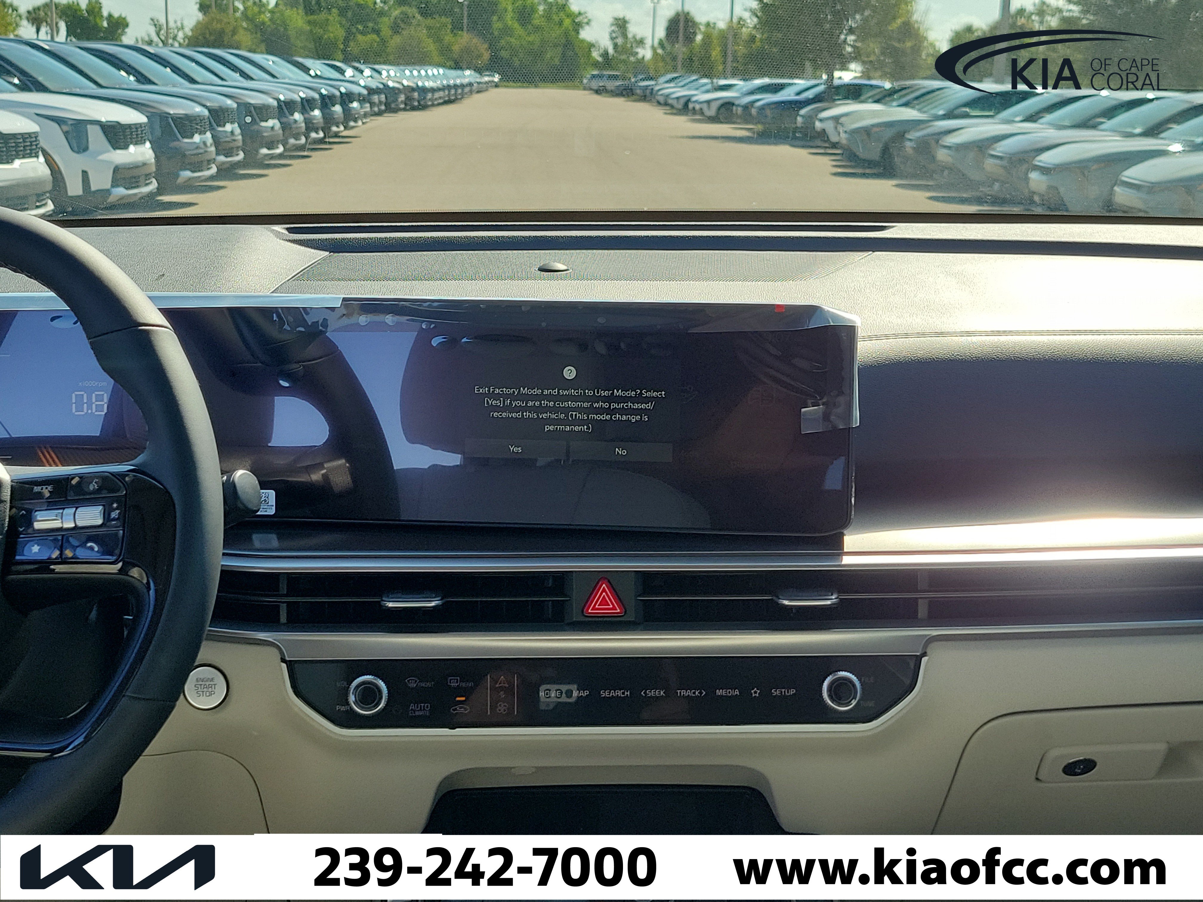 New 2026 Kia Sorento S w/ S Panoramic Sunroof Package FWD image 17
