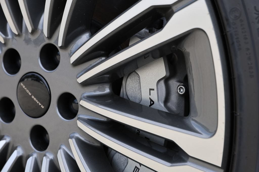 New 2026 Land Rover Range Rover SE AWD/4WD image 8