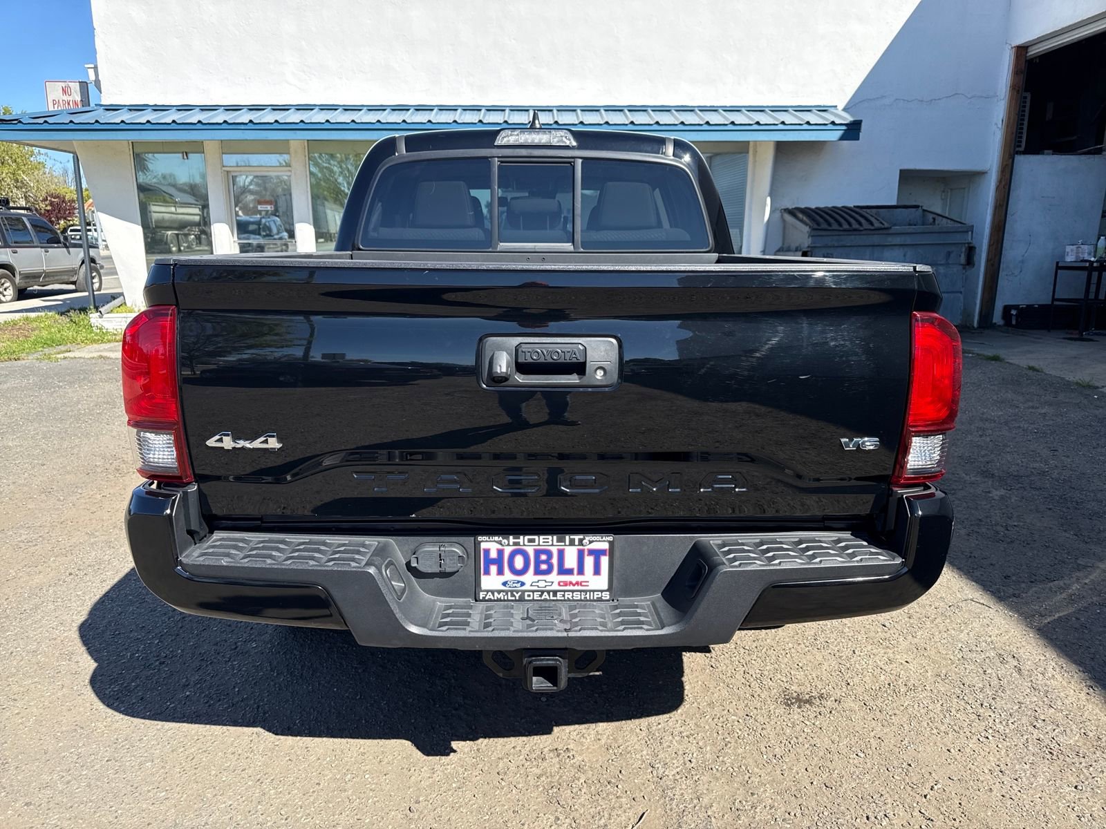 Used 2023 Toyota Tacoma SR image 4