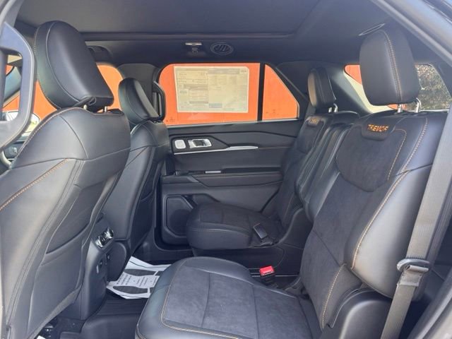 New 2026 Ford Explorer Tremor w/ Tremor Ultimate Package AWD/4WD image 32