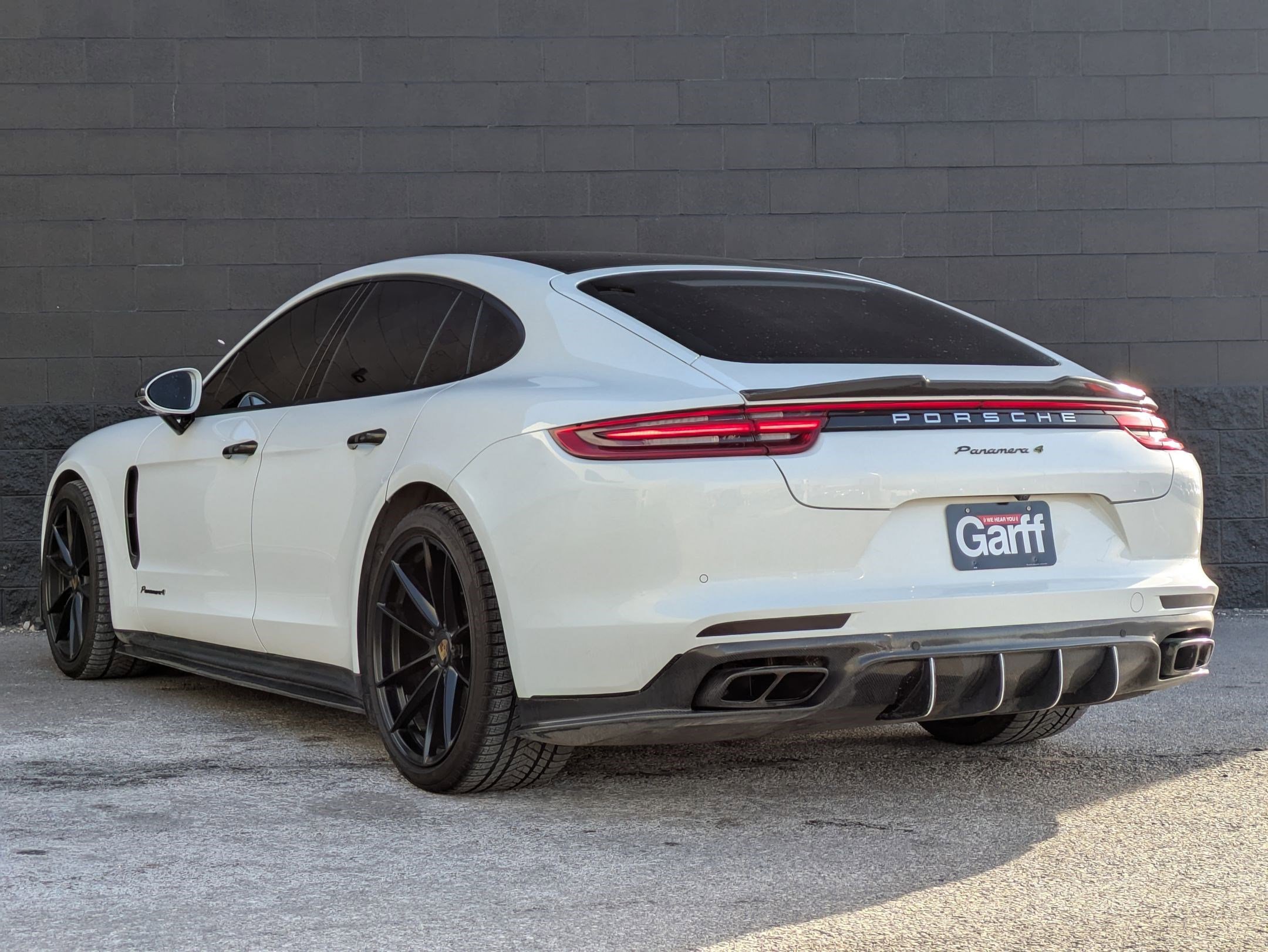 Used 2018 Porsche Panamera 4 image 7