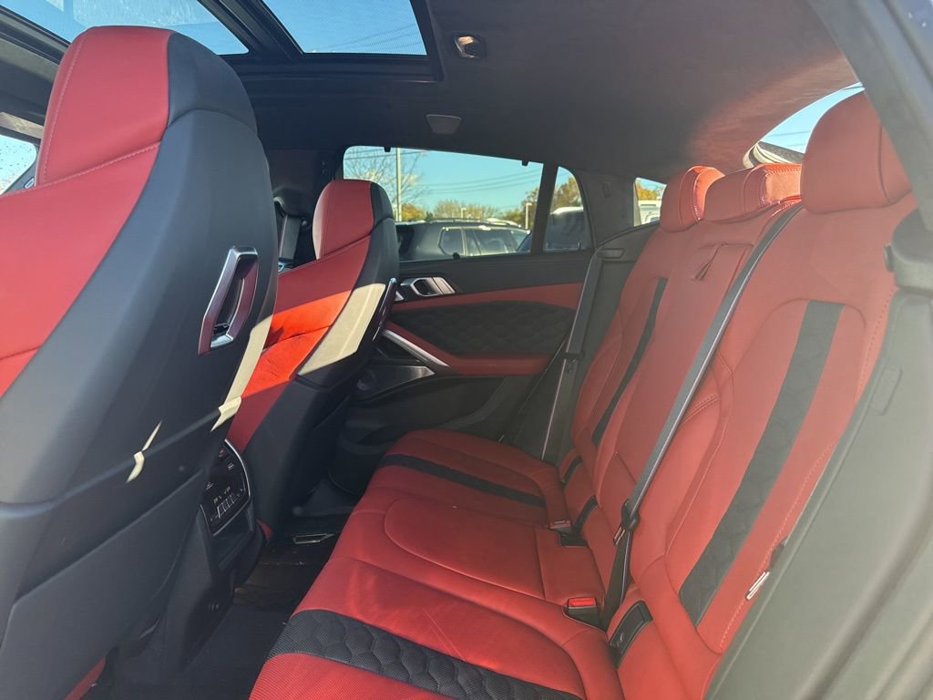 Used 2025 BMW X6 M Competition w/ Executive Package image 20