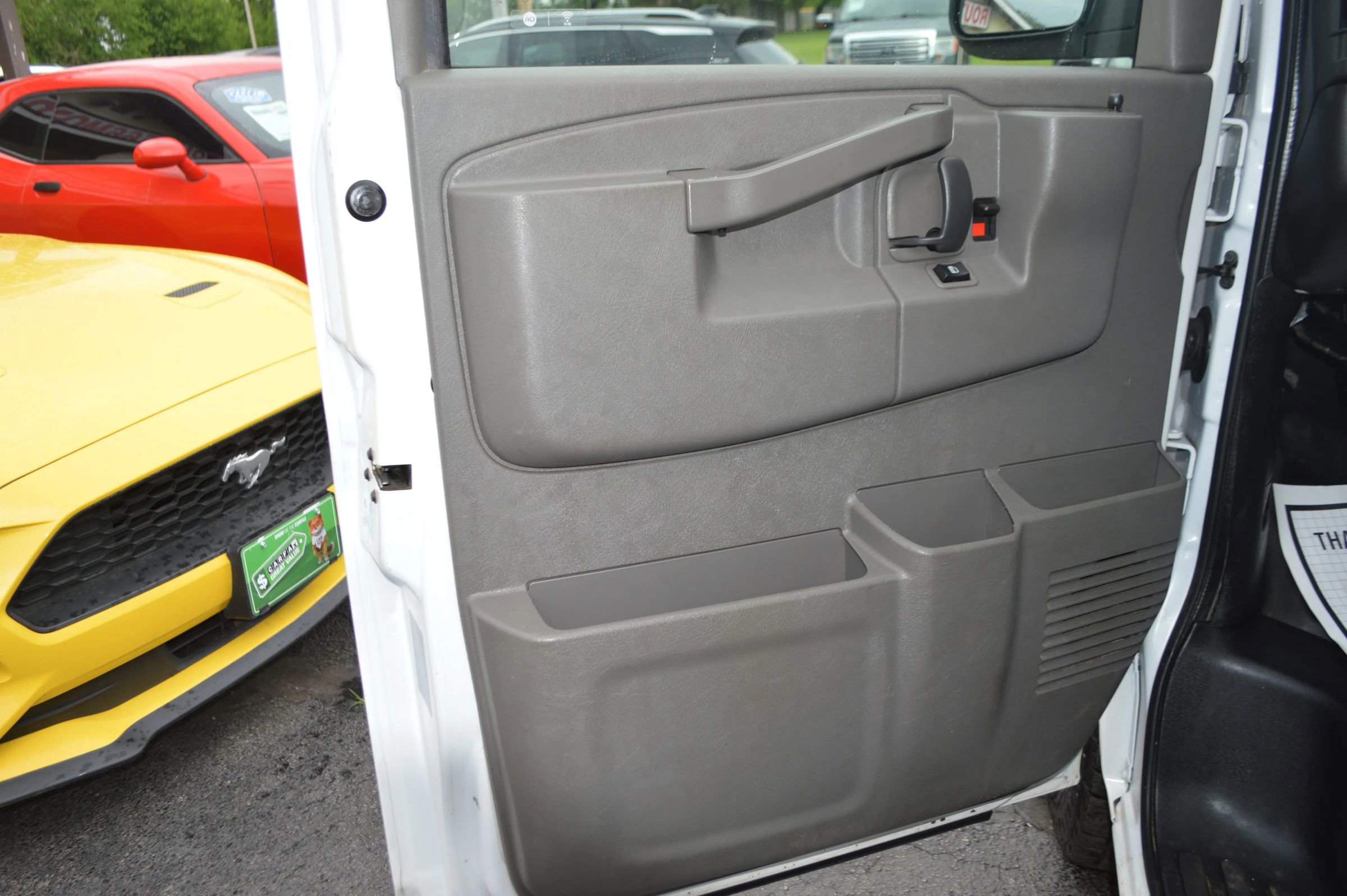 Used 2021 Chevrolet Express 2500 Regular Van 3D w/ Driver Convenience Package image 13