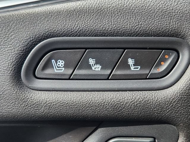 Used 2023 Cadillac Escalade Sport AWD/4WD image 23