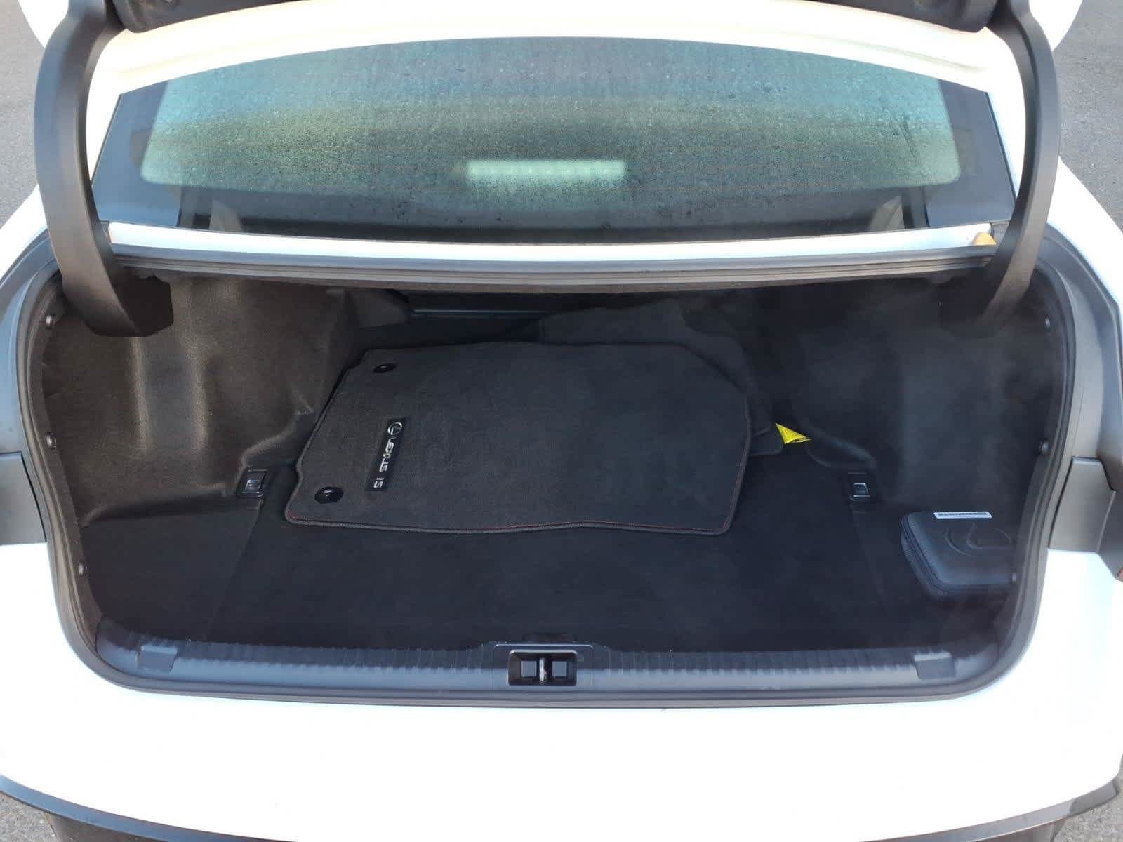 Used 2025 Lexus IS 350 F Sport RWD image 6