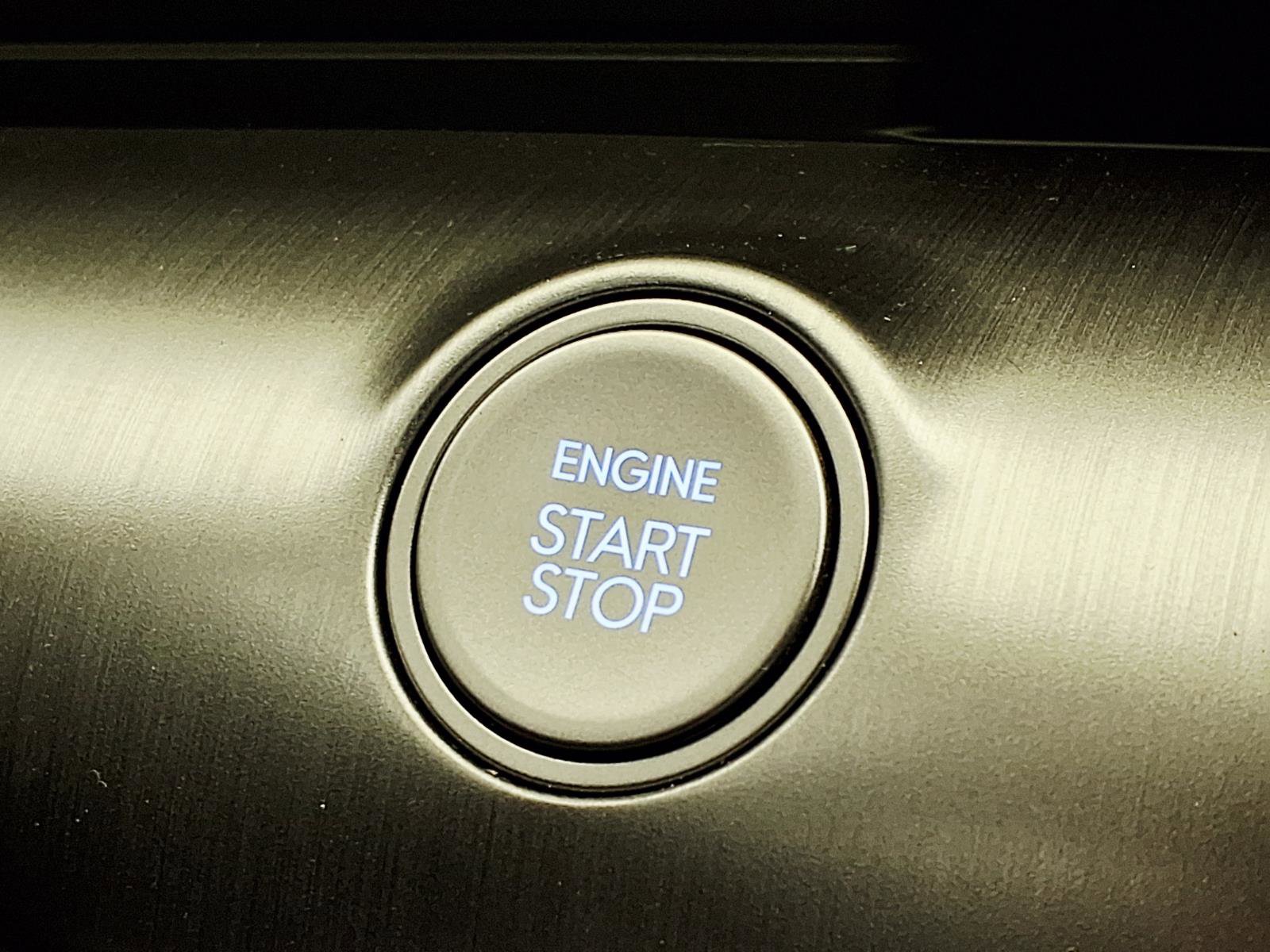 Certified 2025 Hyundai Kona SEL image 23