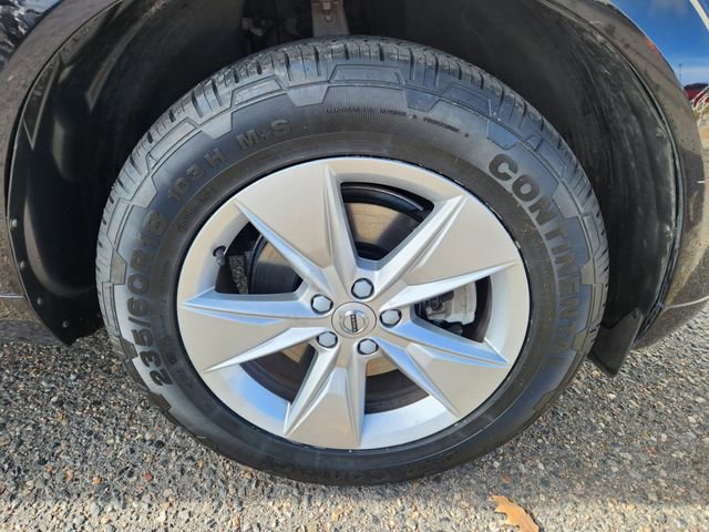 Certified 2022 Volvo XC60 B5 Momentum AWD/4WD image 20