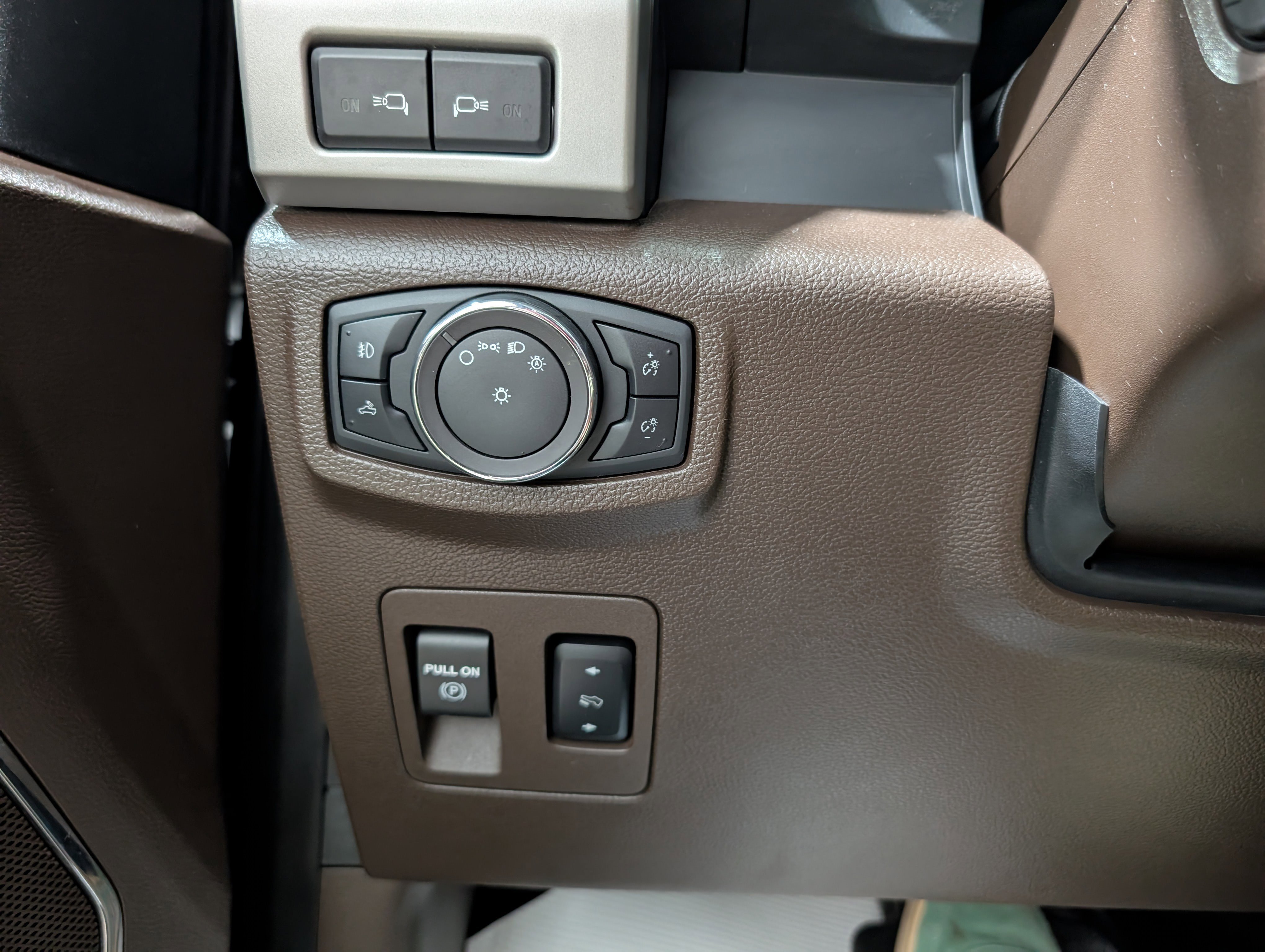 Used 2019 Ford F150 King Ranch w/ Equipment Group 601A Luxury image 26