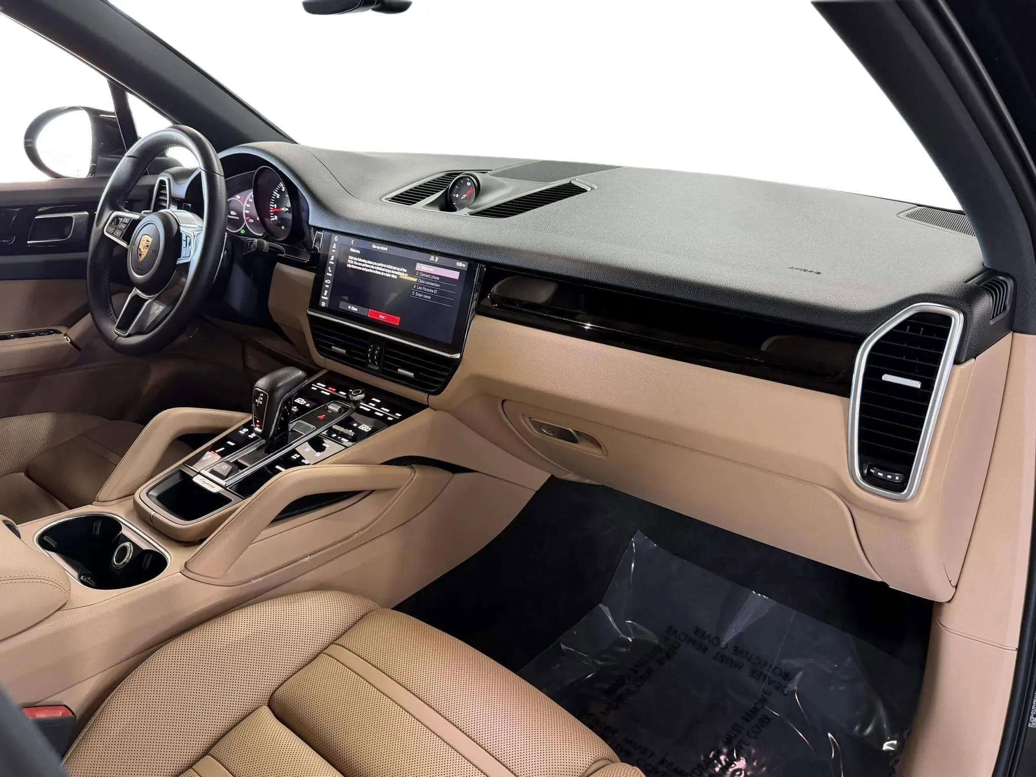 Used 2019 Porsche Cayenne S image 11